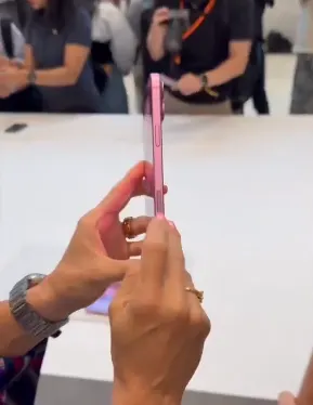 Take Selfies Camera Control IOS 18.3